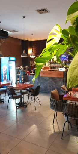 عکس کافه میامی پلاس