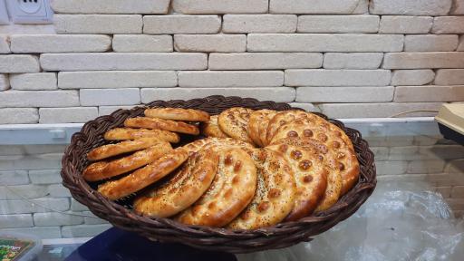 عکس کلوچه سنتی فومن (باقری)