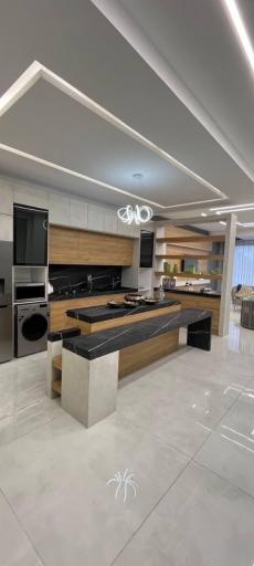 عکس مشاورین املاک و کیلینیک ساختمانی صابرسازه