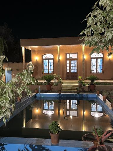 عکس کافه رستوران گیل ماه