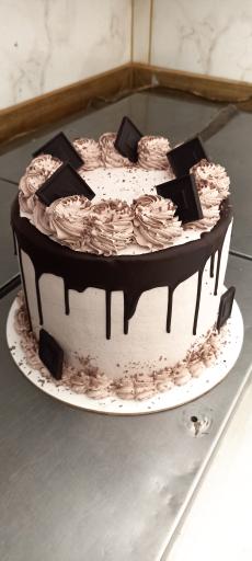 عکس شیرینی سرای سروش کرچی