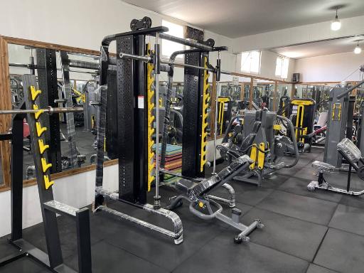 عکس باشگاه بدنسازی رسول