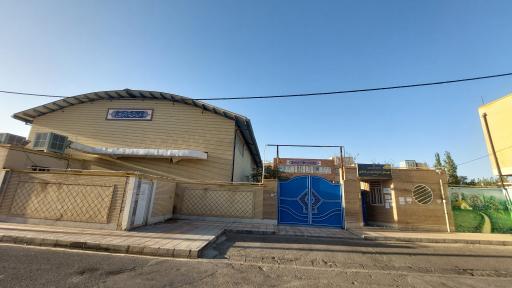 عکس سالن ورزشی خانم دکتر زهره فیض