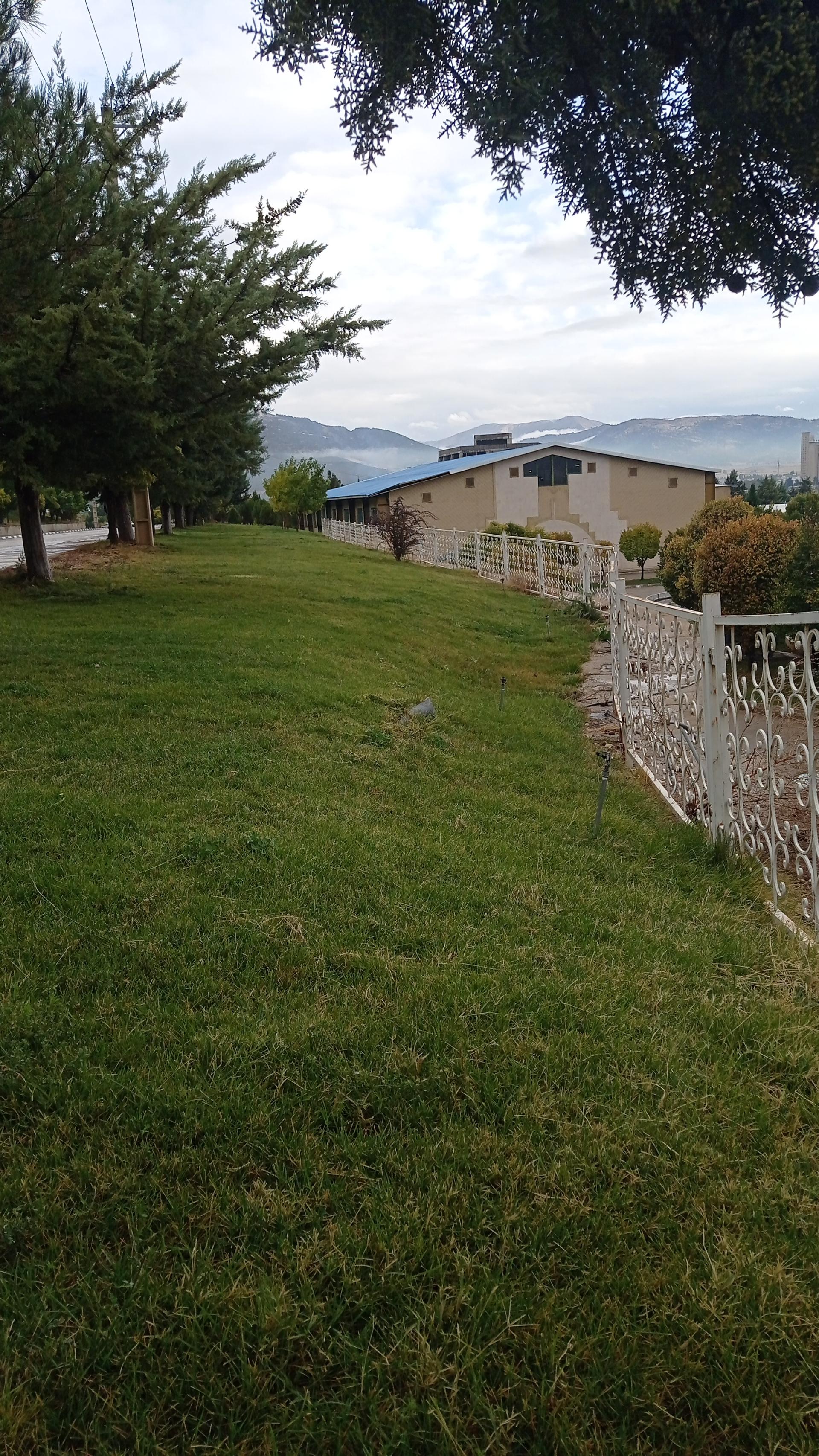 عکس سالن ورزشی