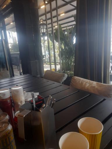 عکس رستوران ناردون