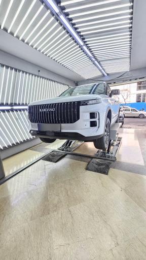 عکس کارشناسی فنی و تشخیص رنگ خودرو عبادی