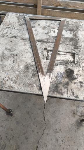 عکس کارگاه برش فلزات علی تقی نژاد