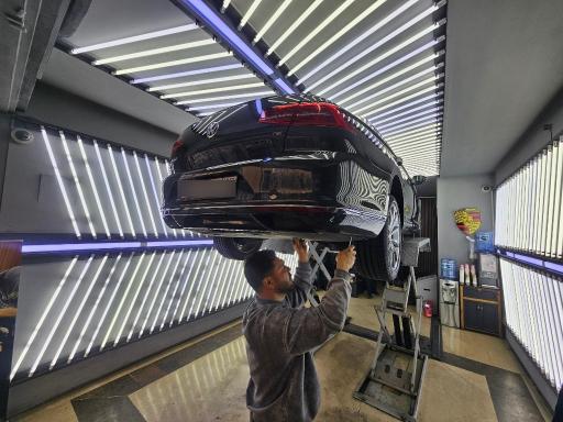 کارشناسی فنی و تشخیص رنگ خودرو عبادی