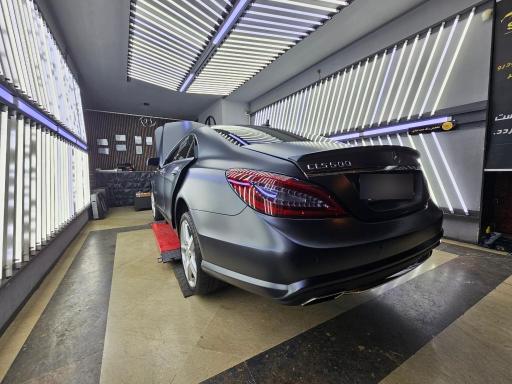 عکس کارشناسی فنی و تشخیص رنگ خودرو عبادی