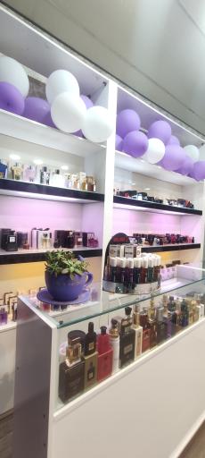 عکس گالری آرایشی و بهداشتی برکه