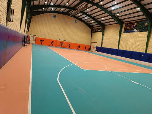 عکس سالن ورزشی شهید سلیمانی