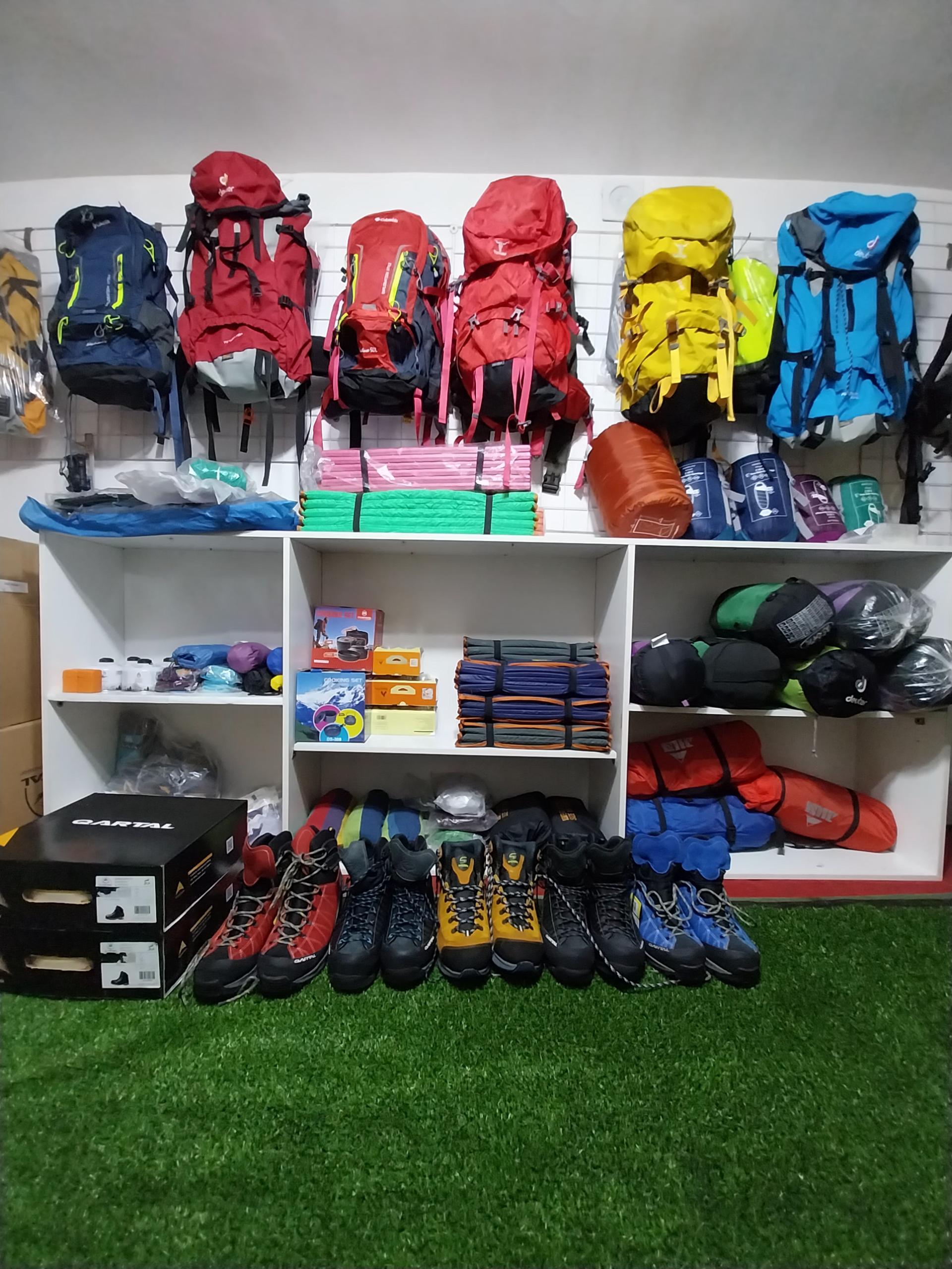 عکس لوازم کوهنوردی کوچ مارکت