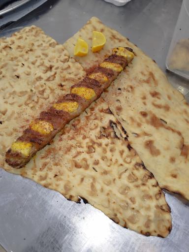 کباب سرای بارون