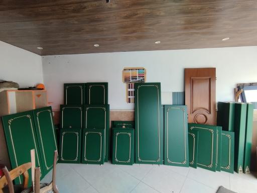 عکس رنگ کاری چوب یوسفی