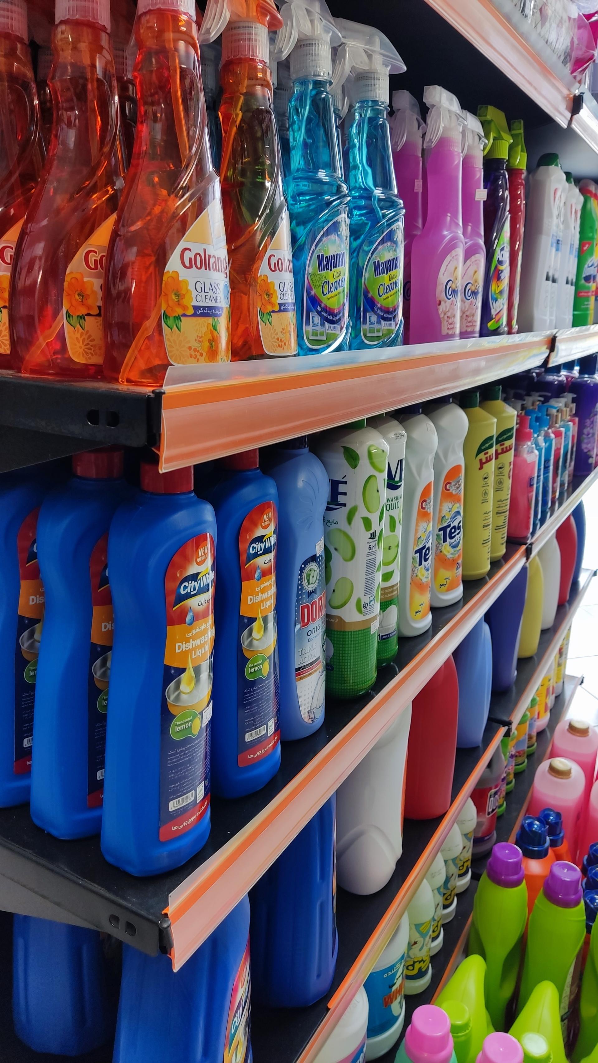 عکس پلاستیک و ظروف یکبارمصرف ارس پلاست