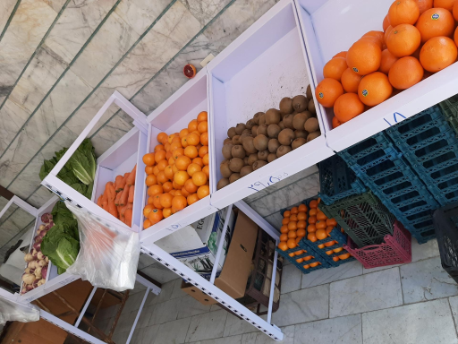 عکس هایپر میوه پرسپولیس