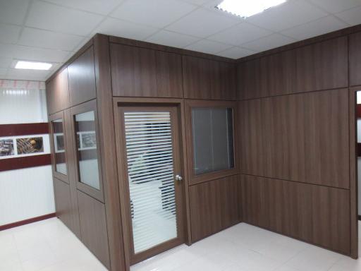 عکس آیناز چوب