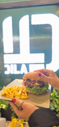 عکس  فست فود دیلا 