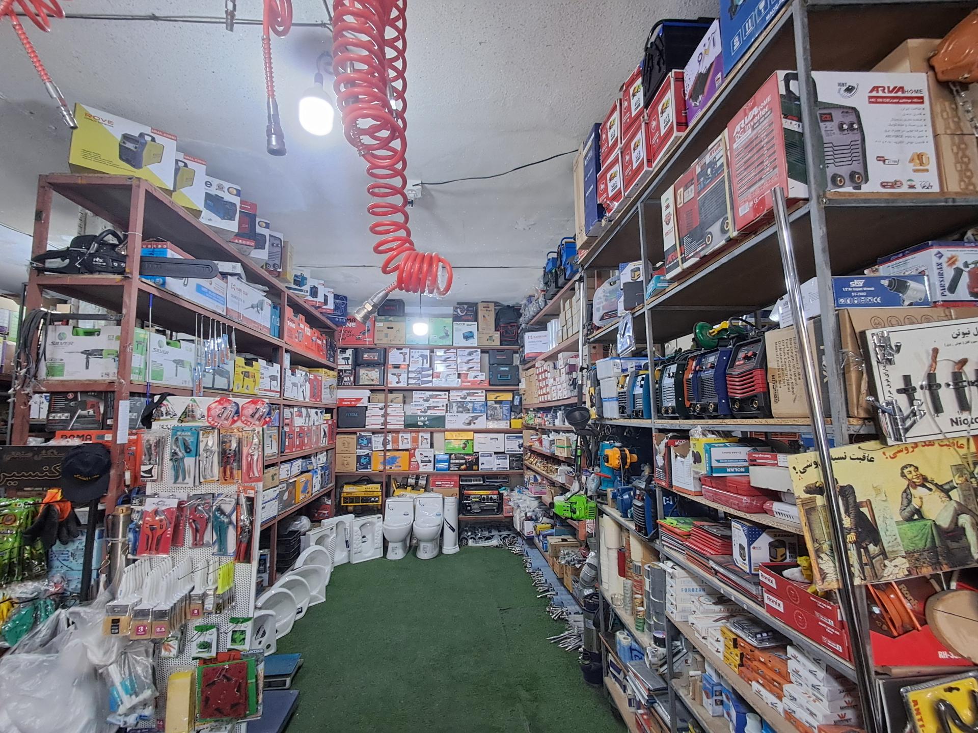 عکس ابزار یراق و رنگ و اتصالات اتحادیه