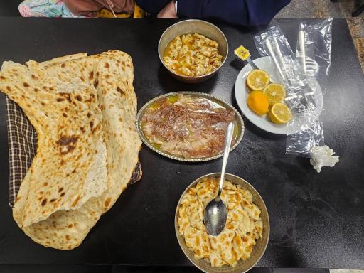 عکس طباخی اقبال