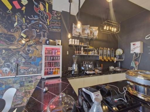 عکس تضاد کافی