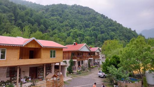 عکس اقامتگاه چوبی نسا