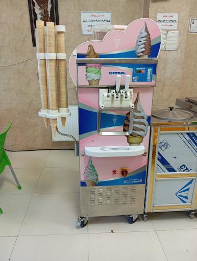 عکس بستنی و فالوده خان دایی