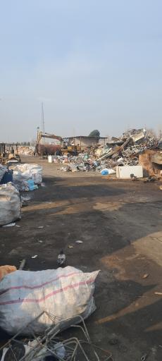 عکس دپو ضایعات آهن آلات برادران مولانی