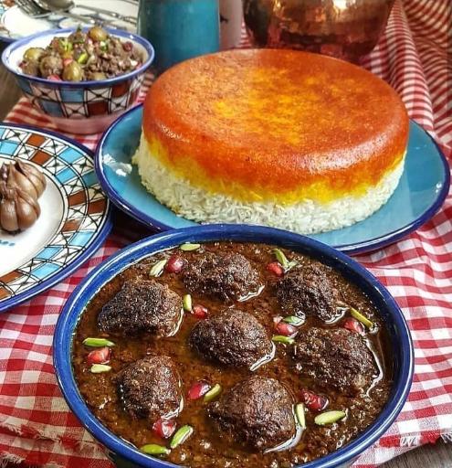 عکس آشکده و غذای سنتی خاتون