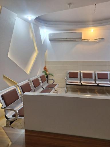 عکس کلینیک دندانپزشکی نیایش 