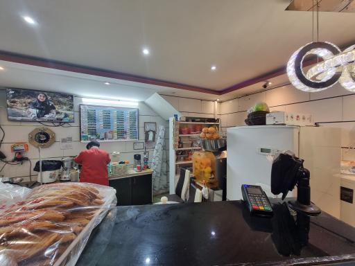 عکس آبمیوه و بستنی میرداماد 