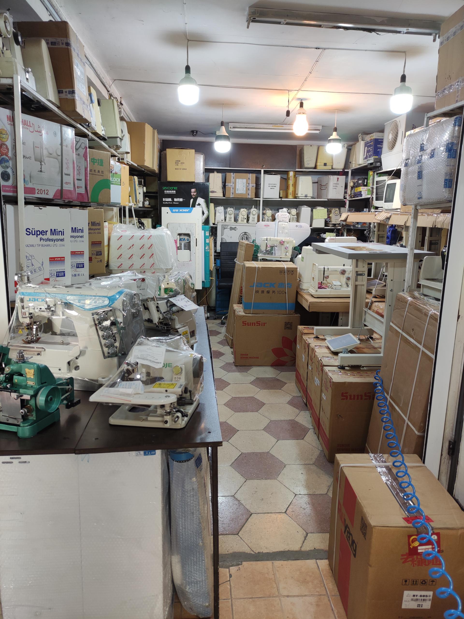 عکس  فروشگاه چرخ خیاطی علیرضا گلرویان