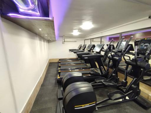 عکس باشگاه بدنسازی طنین اسپرت