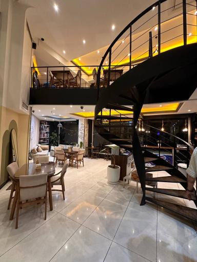 عکس کافه دایس شعبه ۱