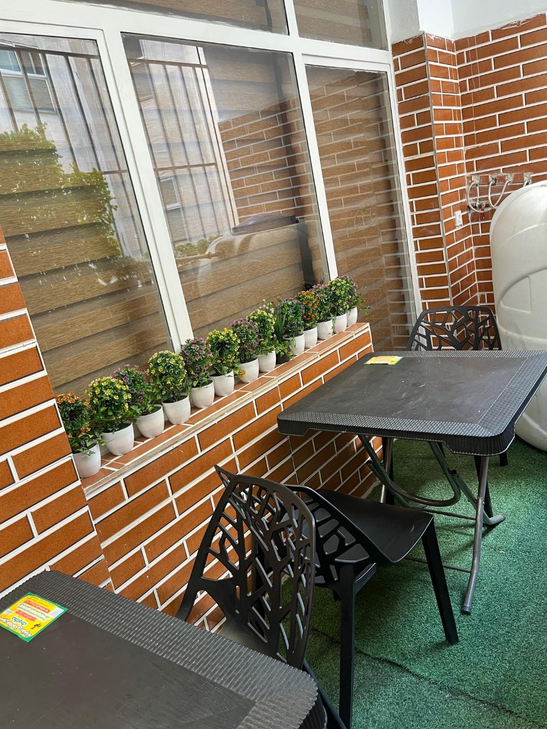 عکس کتابخانه و پانسیون مطالعاتی دخترانه چکاوک