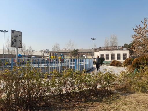 عکس زمین بازی کودکان