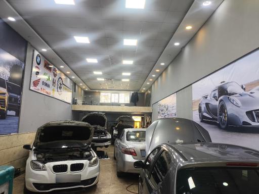 عکس تعمیرگاه گیربکس اتوماتیک کارا