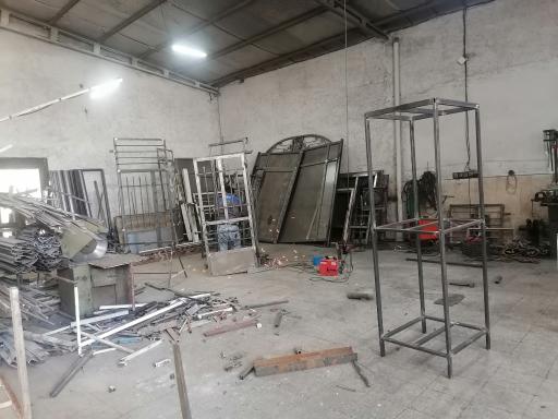 عکس بورس درب وپنجره واهن الات توس