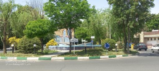 عکس میدان دانش آموز