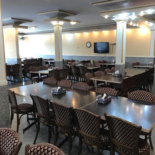 عکس چلوکباب جوان