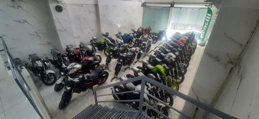 عکس نمایندگی نیکران موتور پاسارگاد (بنلی)