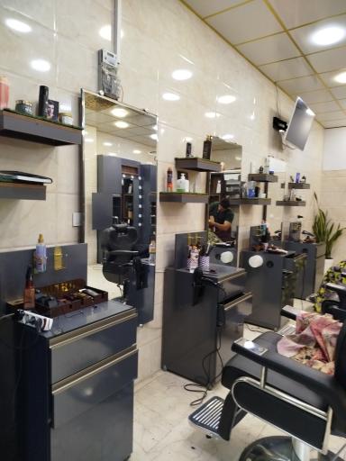 عکس آرایشگاه بهروز