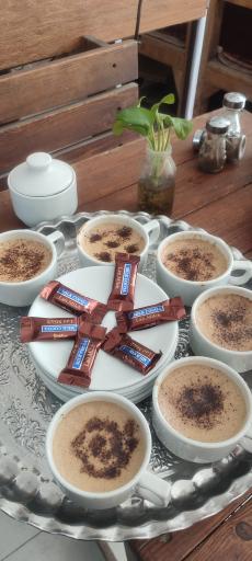 عکس کافه سنتی سیمرغ