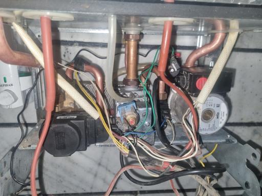 عکس تعمیرات جان محمدی