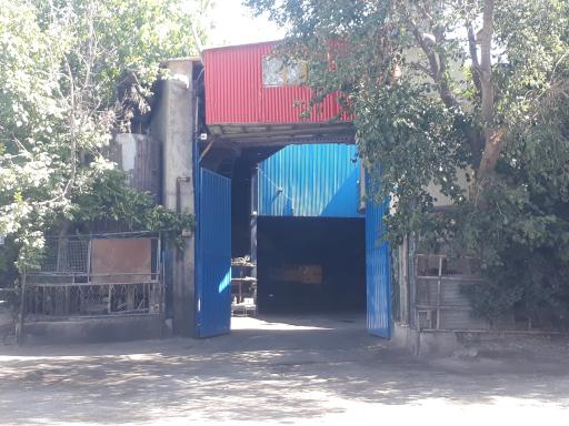 عکس انبار آهن آلات ذوبی و صنعتی وحدت