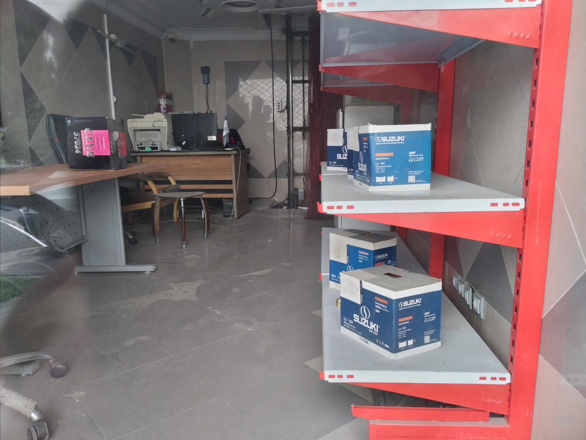 عکس فروشگاه باتری اُکسین