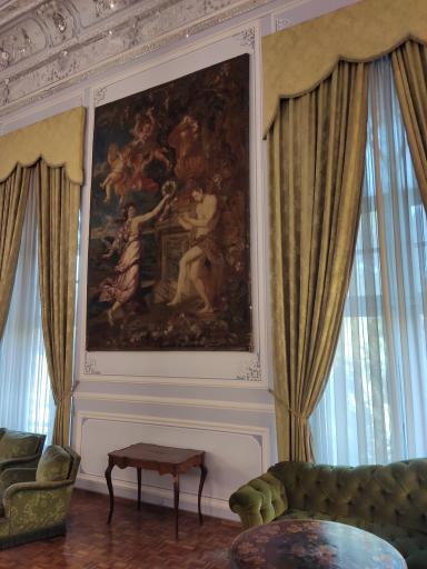 عکس تالار عاج