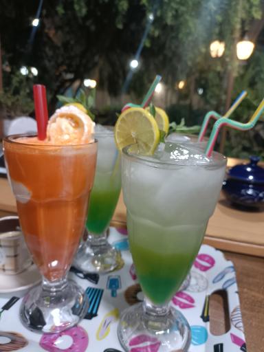 عکس رستوران باغ اعیونی