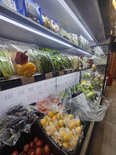 عکس هایپرمارکت باغ بهشت