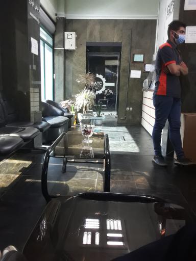 عکس تعمیرگاه مجاز ایران خودرو